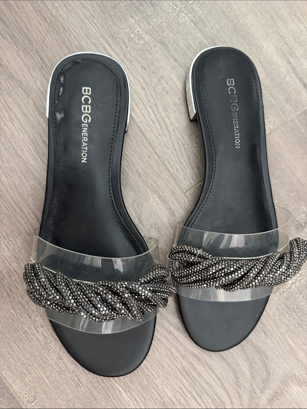 BCBGeneration Black and White Braided Slide Sandals size 7